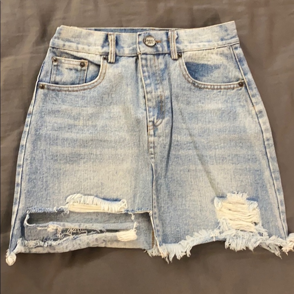 Pink’s blue denim skirt